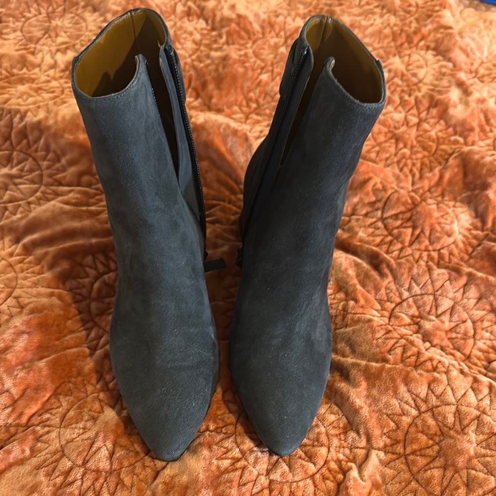 Elegant Gray Women's Boots